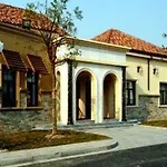 Golden Villa Resort Shanghai
